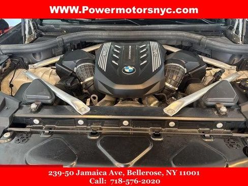 Used 2023 BMW X5 M50i w/ Premium Enhanced Package AWD/4WD image 40