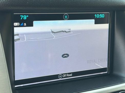 Used 2020 GMC Yukon XL SLT w/ Open Road Package RWD image 29