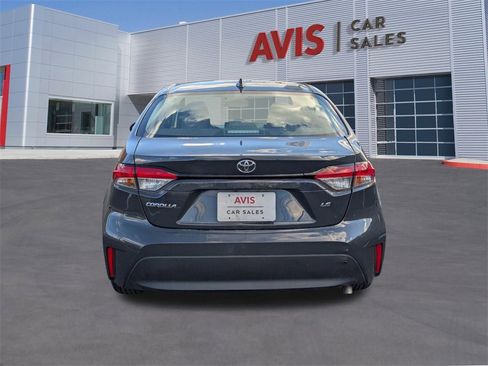 Used 2025 Toyota Corolla LE image 5