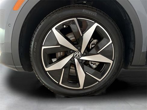 Used 2023 Volkswagen ID.4 Pro S image 22