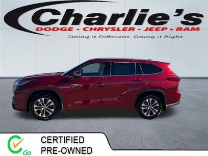 Used 2021 Toyota Highlander XLE