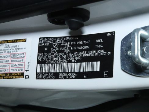 Used 2019 Toyota 4Runner SR5 Premium AWD/4WD image 23