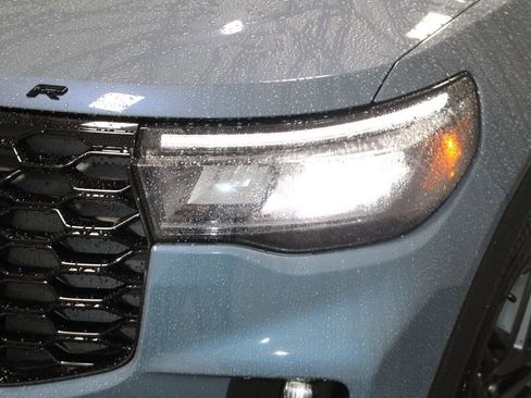 New 2026 Ford Explorer ST-Line w/ ST-Line Street Pack image 57