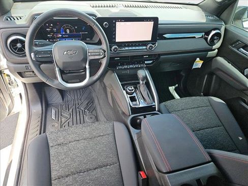 New 2025 Chevrolet Colorado Z71 w/ Technology Package image 17