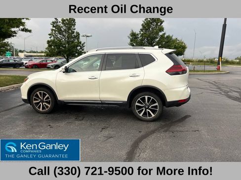 Used 2020 Nissan Rogue SL w/ Premium Package AWD/4WD image 8