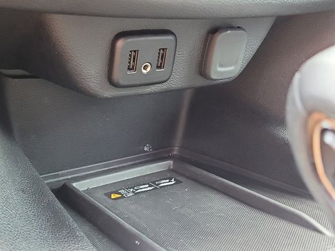 Used 2023 Chevrolet Traverse LT w/ LPO, Floor Liner Package image 28