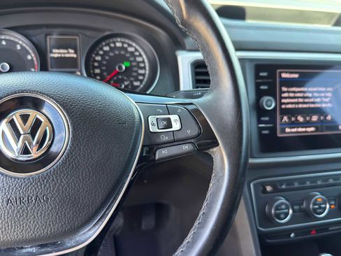 Used 2018 Volkswagen Atlas SE image 17
