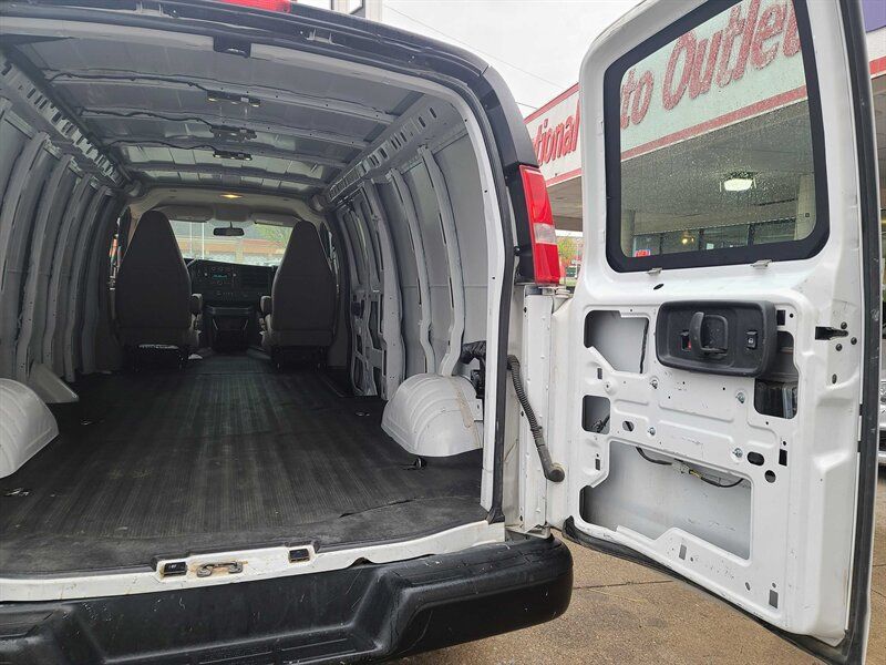 Used 2021 Chevrolet Express 2500 Extended w/ Driver Convenience Package RWD image 24