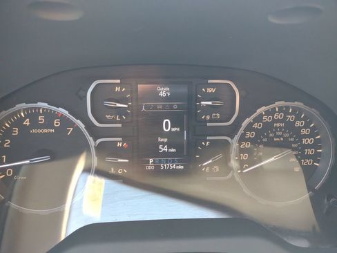 Used 2020 Toyota Tundra 4x4 CrewMax image 14