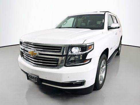 Used 2020 Chevrolet Tahoe Premier AWD/4WD image 3