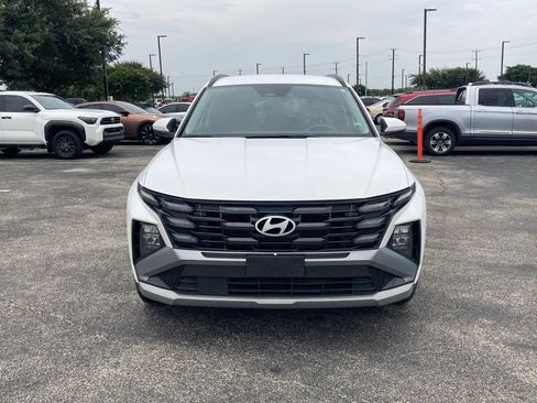 Used 2025 Hyundai Tucson SEL FWD image 2