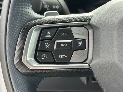 Used 2025 Ford Mustang GT Premium RWD image 23