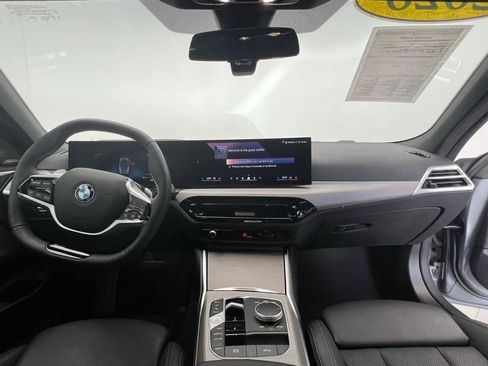 Certified 2026 BMW 430i Convertible RWD image 15