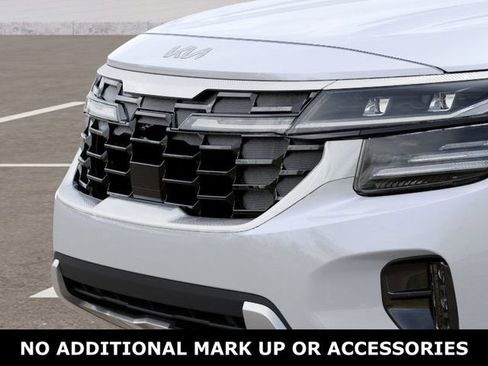 New 2026 Kia Seltos SX image 12