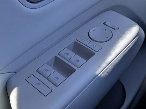 Certified 2026 Hyundai Kona SEL Premium FWD image 23