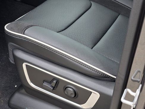 New 2026 RAM 1500 Laramie w/ Night Edition image 18