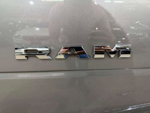 Used 2022 RAM 2500 Big Horn AWD/4WD image 13