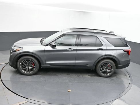 New 2026 Ford Explorer ST AWD/4WD image 40
