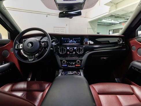 Used 2021 Rolls-Royce Ghost AWD/4WD image 63