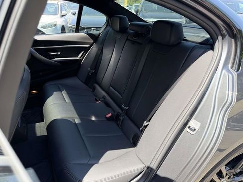 Used 2018 BMW 340i xDrive Sedan AWD/4WD image 17