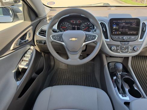 Used 2023 Chevrolet Malibu LS FWD image 8