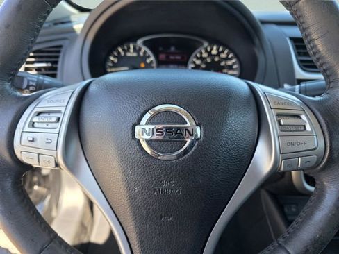 Used 2018 Nissan Altima 2.5 SV FWD image 33