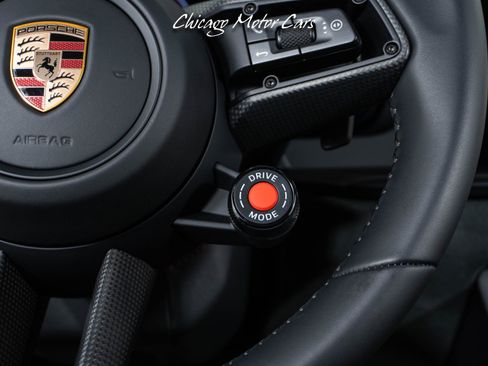 Used 2025 Porsche 911 GTS image 31