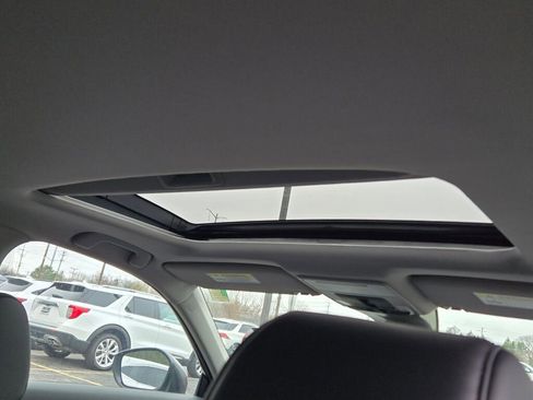 New 2026 Acura Integra image 17