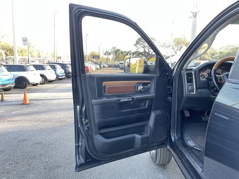 Used 2015 RAM 3500 Laramie Longhorn image 44