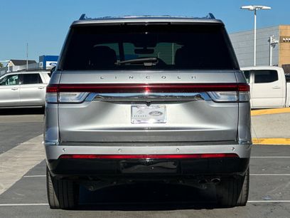 Used 2024 Lincoln Navigator Premiere