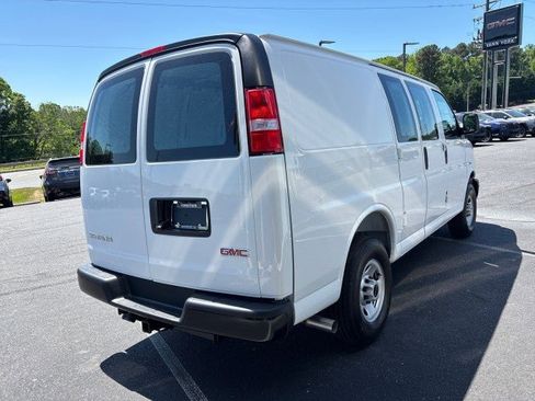 New 2026 GMC Savana 2500 w/ Driver Convenience Package RWD image 3