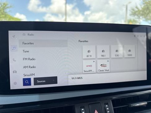 Certified 2024 Lexus ES 350 F Sport w/ Accessory Package (Z2) FWD image 16