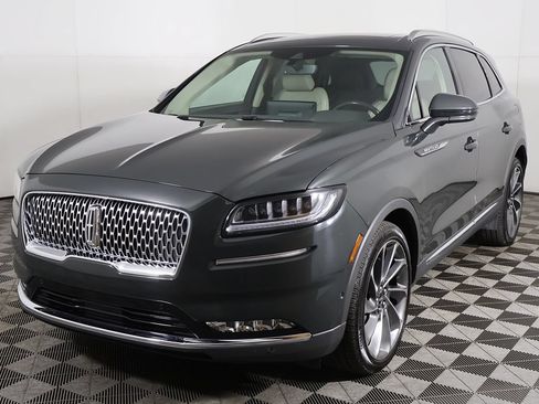 Used 2023 Lincoln Nautilus Reserve w/ Equipment Group 202A AWD/4WD image 12