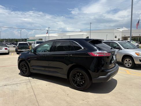 Used 2021 Ford Edge SEL w/ Convenience Package AWD/4WD image 6