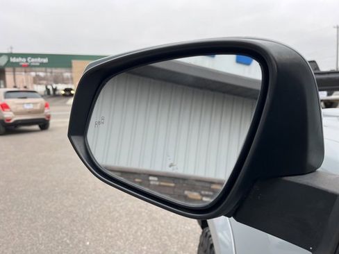 Used 2019 Toyota Tacoma TRD Sport w/ Technology Package image 33