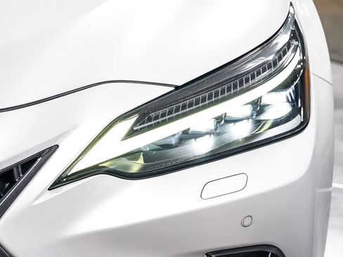 Used 2023 Lexus NX 450h+ AWD image 7