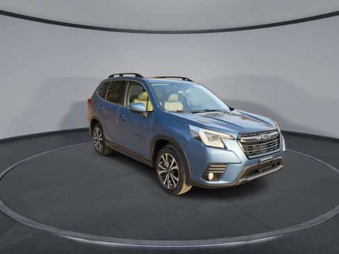 Used 2023 Subaru Forester Limited image 2