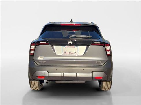 New 2026 Nissan Kicks SV w/ Cold Weather Package image 4