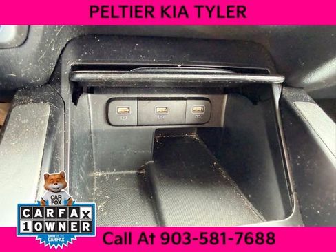 Certified 2023 Kia Sorento LX FWD image 22
