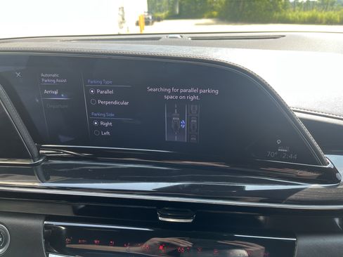 Used 2024 Cadillac Escalade Sport image 36