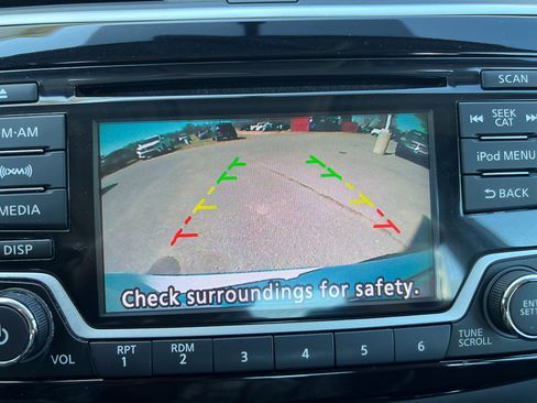 Used 2017 Nissan Sentra SV image 18