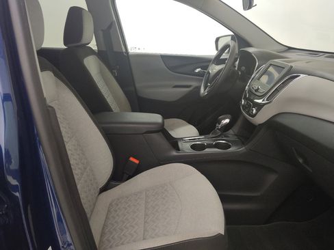 Used 2022 Chevrolet Equinox LS FWD image 21