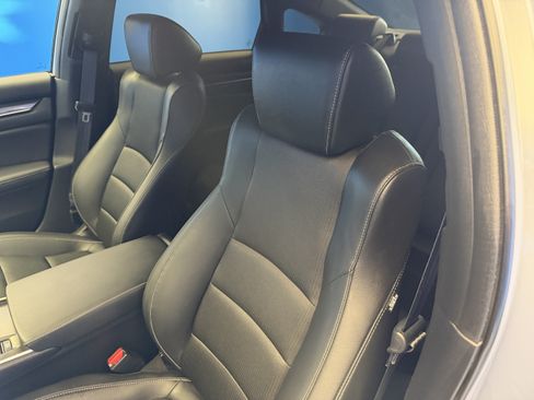 Used 2022 Honda Accord Sport image 12