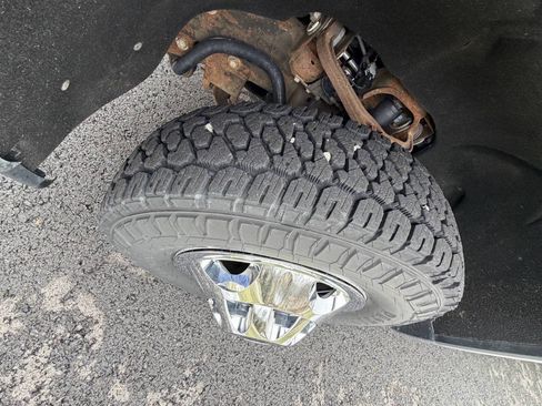 Used 2023 Chevrolet Silverado 3500 LT w/ Convenience Package image 22