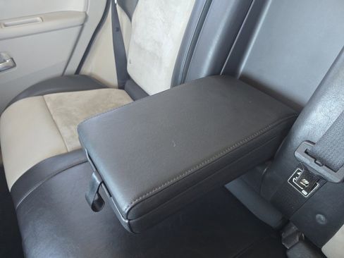 Used 2010 Jeep Grand Cherokee Limited w/ Mopar Chrome Edition Group image 29