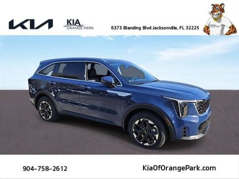 New 2025 Kia Sorento S w/ Panoramic Sunroof Package image 1