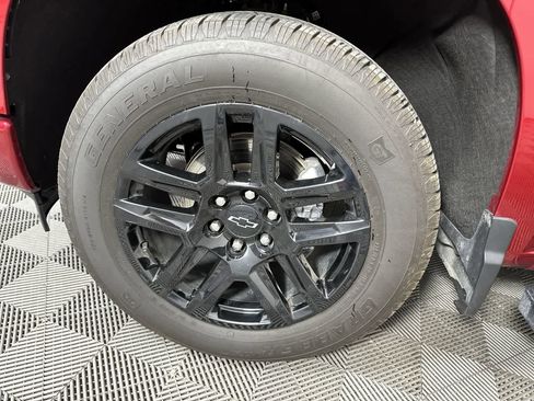 Used 2025 Chevrolet Silverado 1500 RST w/ LPO, Dark Essentials Package AWD/4WD image 11