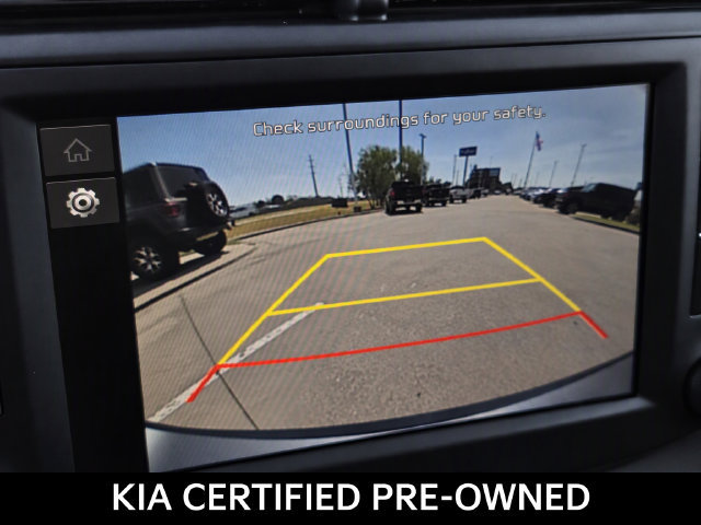 Certified 2025 Kia Soul LX w/ LX Technology Package FWD image 20
