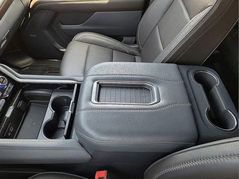 Used 2021 GMC Yukon XL Denali AWD/4WD image 20