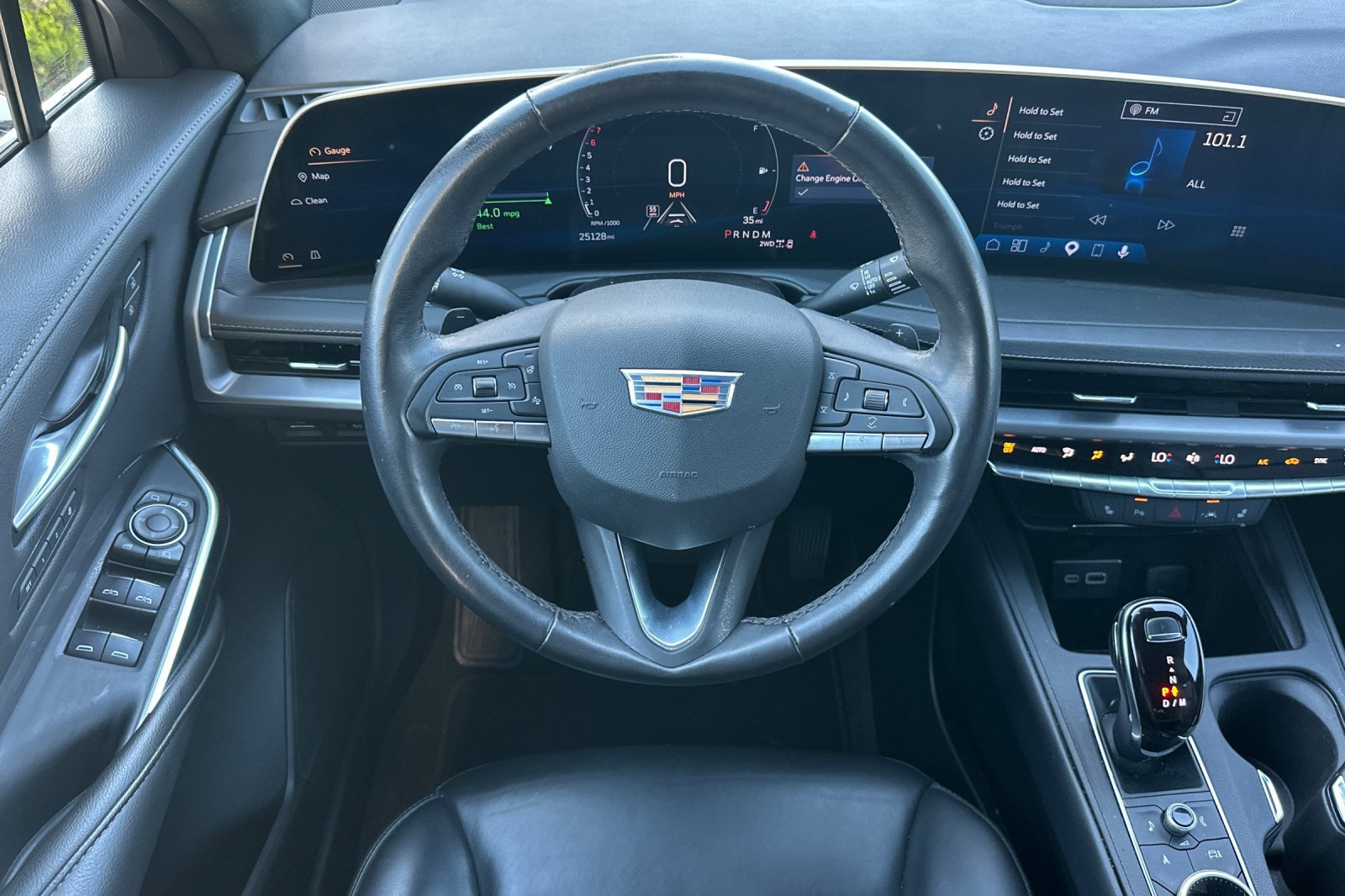 Used 2025 Cadillac XT4 Premium Luxury w/ Cold Weather Package AWD/4WD image 17